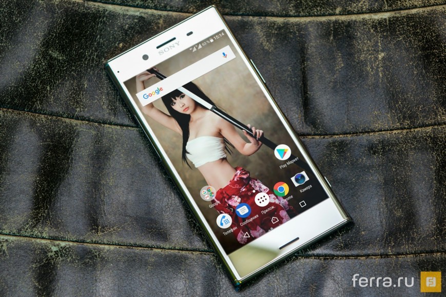 Sony Xperia XZ Premium. Sony Xperia безрамочный экран. Дисплей сони флагман.