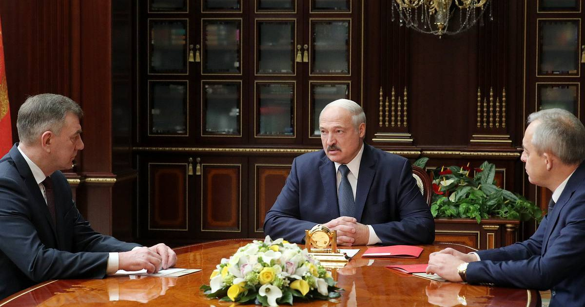 Заместитель премьер министра беларуси. Премьер министр Беларуси и Лукашенко. Премьер министр Венгрии и Лукашенко 2013. Империя Лукашенко.